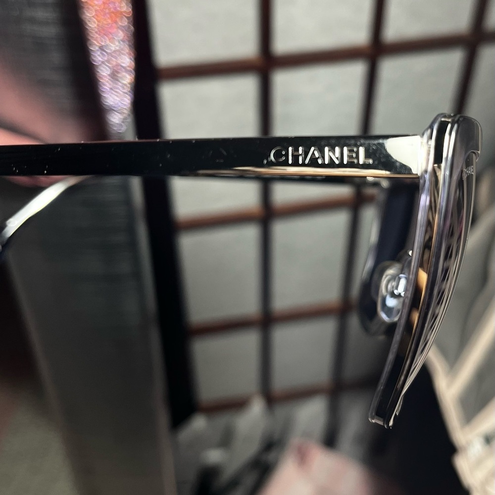 CHANEL Black Frame Blue Lens Oversized Sunglasses - Picture 7 of 10